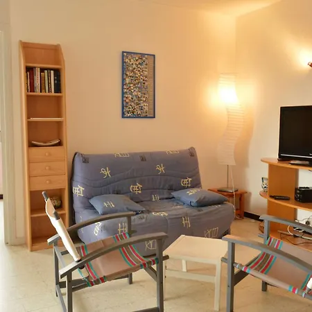 2 Pieces, 5 Couchages, Acces Direct Plage, - Fr-1-225-426 Apartment *